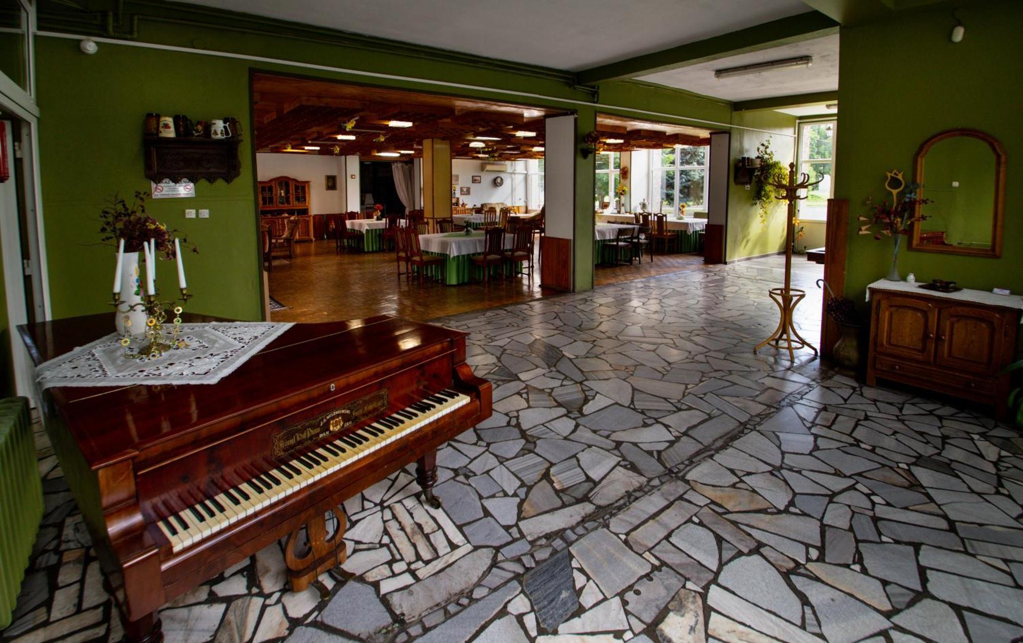 Zajazd Grodek Bujak Robert Naclegi I Restauracja Grodkow  Екстер'єр фото